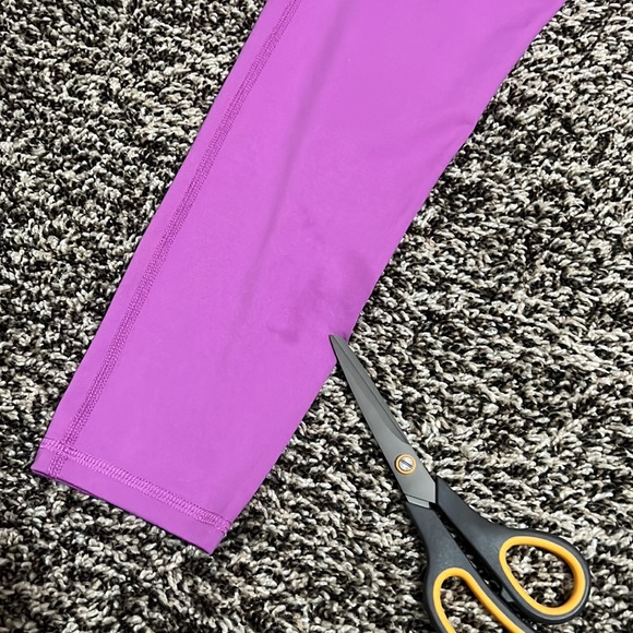 DSG size M legging bundle! Bright purple and lemon yellow. WITH POCKETS! - Picture 10 of 16